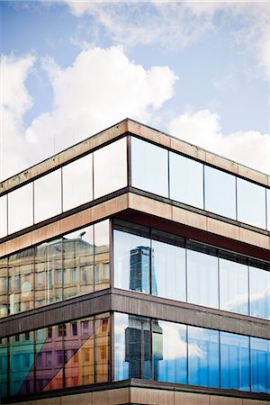 summer in the city - Sergels torg reflecting in modern building Stock Photo - Premium Royalty-Free, Code: 6102-03905786