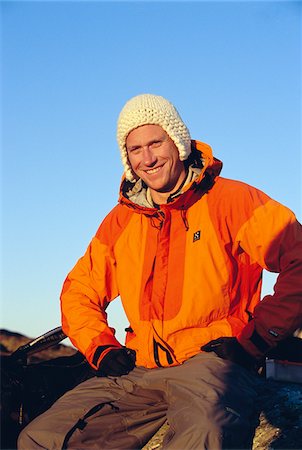 Portrait of man in winter sports gear Foto de stock - Sin royalties Premium, Código: 6102-04929325