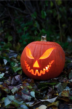 Jack o lantern Stock Photo - Premium Royalty-Free, Code: 6102-05603717