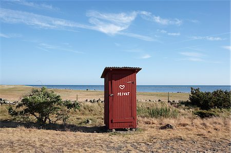 simsearch:649-03769662,k - An outhouse on a beach by the sea, Sweden. Stock Photo - Premium Royalty-Free, Code: 6102-06470442