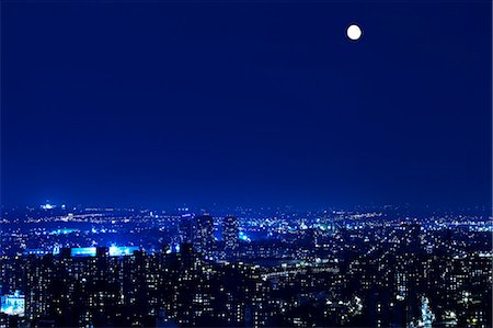 Full moon over Manhattan Photographie de stock - Premium Libres de Droits, Code: 6102-06470827