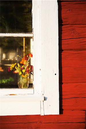 smaland red house photos - Close-up of wooden wall with window Stock Photo - Premium Royalty-Free, Code: 6102-06777248
