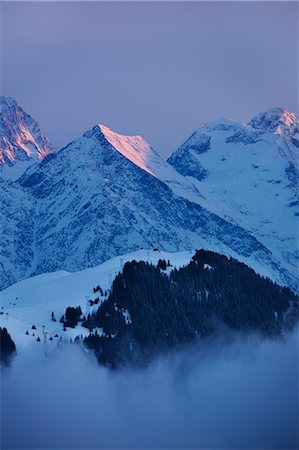 european mountain ranges - View of Alps at dusk Stock Photo - Premium Royalty-Free, Code: 6102-06777749