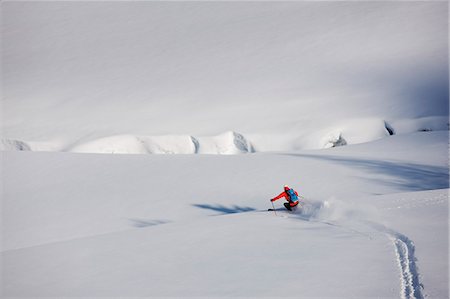 europe - View of person skiing Photographie de stock - Premium Libres de Droits, Code: 6102-06777758