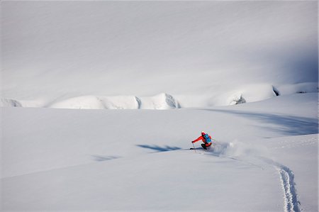 ski holiday - View of person skiing Foto de stock - Sin royalties Premium, Código: 6102-06777758