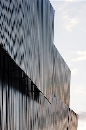 Architectural detail of modern building Photographie de stock - Premium Libres de Droits, Code: 6102-06965517