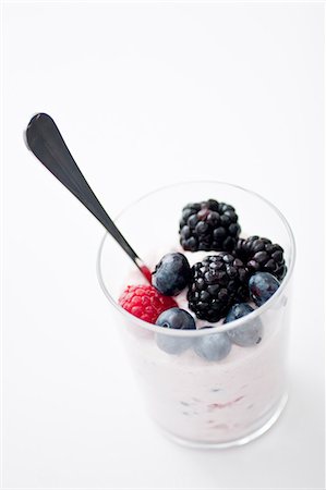 simsearch:6102-08942522,k - Studio shot of yoghurt with berries Stock Photo - Premium Royalty-Free, Code: 6102-07157938