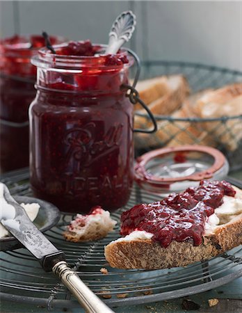 Raspberry jam, Sweden Foto de stock - Sin royalties Premium, Código: 6102-07602932