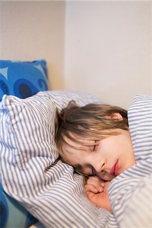 sick boy - Boy sleeping Stock Photo - Premium Royalty-Free, Code: 6102-07789998