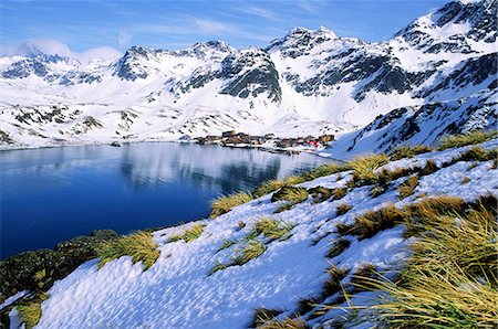 south georgia island - Lake in mountains Stock Photo - Premium Royalty-Free, Code: 6102-07790127