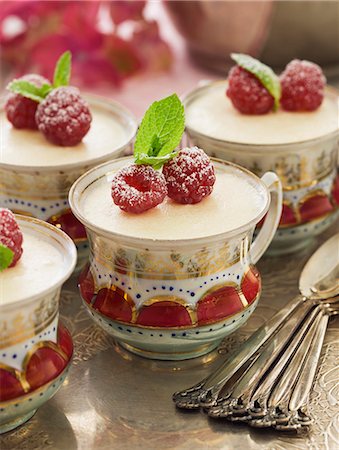 simsearch:6102-07842873,k - Raspberry dessert in cups Stock Photo - Premium Royalty-Free, Code: 6102-07842863