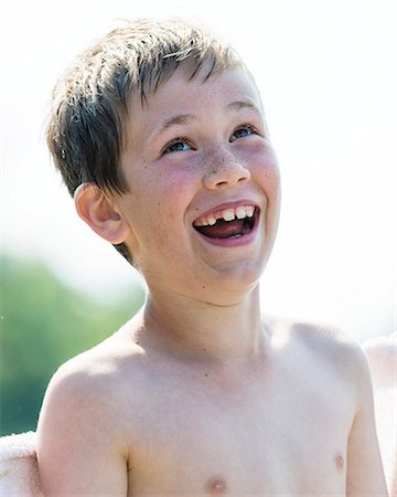 freckles and male - Laughing boy Foto de stock - Sin royalties Premium, Código: 6102-08062936