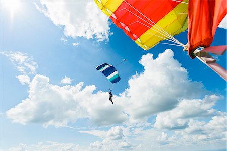 skydiving people - Sky-diver in air Foto de stock - Sin royalties Premium, Código: 6102-08001431