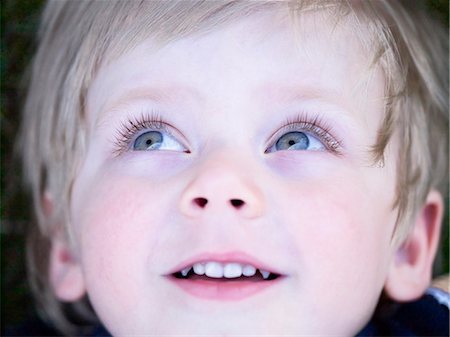 simsearch:6102-08521062,k - Portrait of boy Photographie de stock - Premium Libres de Droits, Code: 6102-08183943