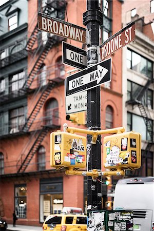 Street signs, close-up Stock Photo - Premium Royalty-Free, Code: 6102-08271161