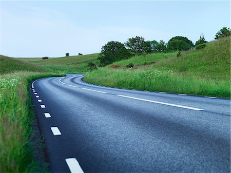 simsearch:6102-08384061,k - Country road Stock Photo - Premium Royalty-Free, Code: 6102-08278904