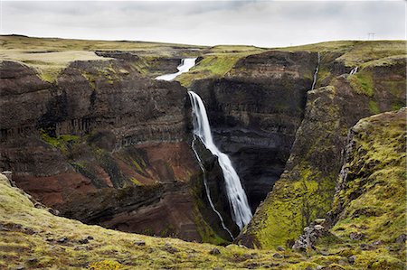 View of waterfall Foto de stock - Sin royalties Premium, Código: 6102-08384129