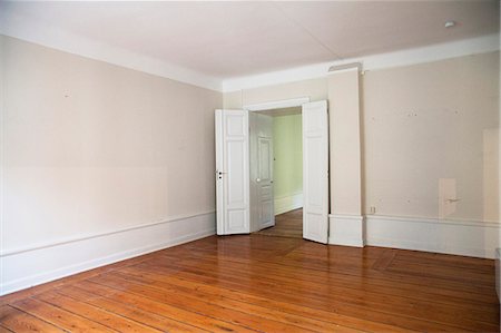 empty apartment - Empty room Stock Photo - Premium Royalty-Free, Code: 6102-08388199