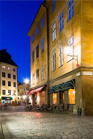 simsearch:6102-08559111,k - The old town of Stockholm by night, Sweden. Stock Photo - Premium Royalty-Free, Code: 6102-08559588