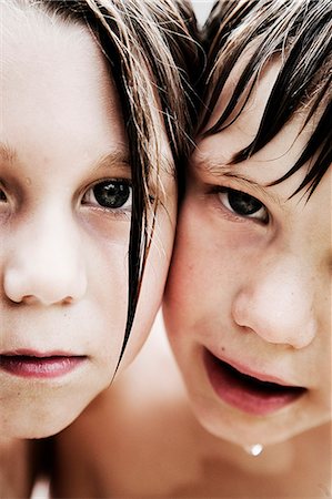 simsearch:6102-08062865,k - Portrait of two brothers Stock Photo - Premium Royalty-Free, Code: 6102-08566298