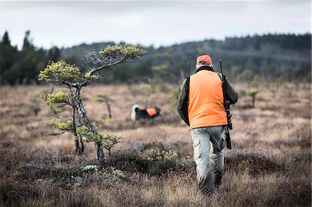 Man hunting Foto de stock - Sin royalties Premium, Código: 6102-08641964