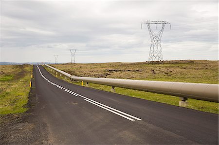 electricity towers images - Empty road Foto de stock - Sin royalties Premium, Código: 6102-08746863