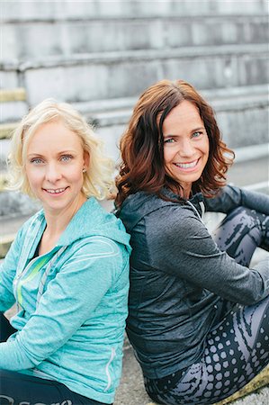 portrait exercise - Smiling women on stadium Stock Photo - Premium Royalty-Free, Code: 6102-08747087