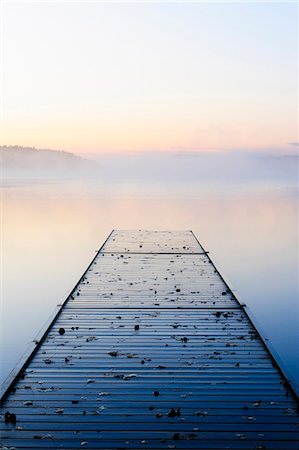 eternity - Jetty at morning fog Stock Photo - Premium Royalty-Free, Code: 6102-08760230