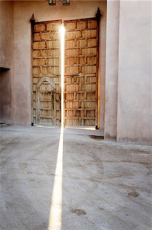 Wooden door, Marrakech, Morocco Stock Photo - Premium Royalty-Free, Code: 6102-08760830
