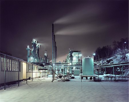 factory pollution - Gaswork, Stockholm, Sweden. Foto de stock - Sin royalties Premium, Código: 6102-08768734