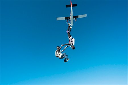 skydiving - Skydivers Stock Photo - Premium Royalty-Free, Code: 6102-08726896