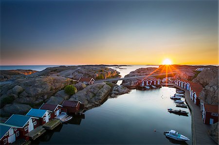 remise (hangar) - Sunset at coast Photographie de stock - Premium Libres de Droits, Code: 6102-08726945