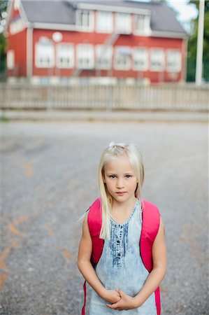 simsearch:6102-08952062,k - Girl with backpack Stock Photo - Premium Royalty-Free, Code: 6102-08881750