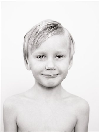 simsearch:6102-03905903,k - Portrait of a Swedish boy. Photographie de stock - Premium Libres de Droits, Code: 6102-08800511