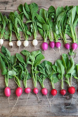 simsearch:6102-08942324,k - Colorful radish in row Foto de stock - Sin royalties Premium, Código: 6102-08942340