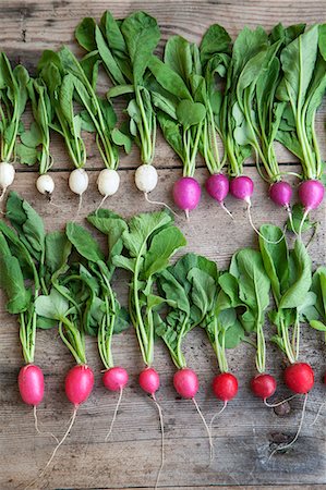 simsearch:6102-08995456,k - Colorful radish in row Foto de stock - Sin royalties Premium, Código: 6102-08942340