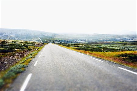 rondane national park - View of country road Photographie de stock - Premium Libres de Droits, Code: 6102-08951724