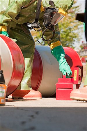 HazMat firefighter opening patch and plug kit Fotografie stock - Premium Royalty-Free, Codice: 6105-05396498