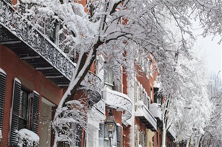 snow blizzard - Buildings on the street after blizzard in Boston, Suffolk County, Massachusetts, USA Stock Photo - Premium Royalty-Free, Code: 6105-07521328