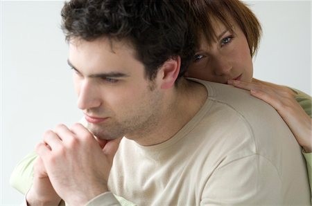 Portrait d'un couple de regard triste Photographie de stock - Premium Libres de Droits, Code: 6108-05856738