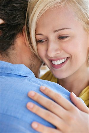 rubio - Couple embracing each other Foto de stock - Sin royalties Premium, Código: 6108-05869533