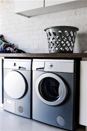 Interiors of a laundry room Foto de stock - Royalty Free Premium, Número: 6108-06908170