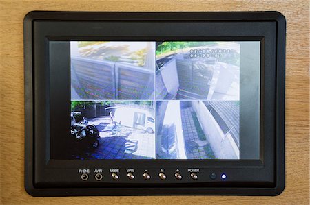 Security surveillance system at home Photographie de stock - Premium Libres de Droits, Code: 6108-06908174