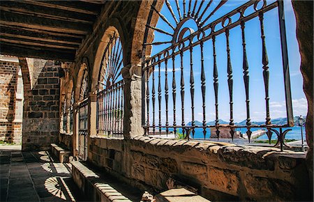 españa - Interior of the Church of Castro Urdiales port, Spain Stock Photo - Premium Royalty-Free, Code: 6108-08637119