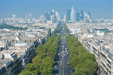 paris not people - France. Paris 16th district. Area of Place de l'Etoile. Avenue de la Grande Armée. In the background: buildings of La Defense Foto de stock - Sin royalties Premium, Código: 6108-08841790