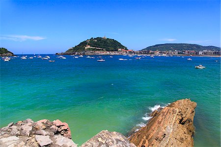Spain, Basque Country. San Sebastian. La Concha Bay. Stock Photo - Premium Royalty-Free, Code: 6108-08841989