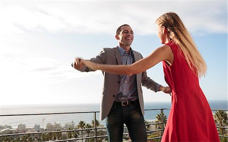 fondness - Lovely couple dancing together Foto de stock - Sin royalties Premium, Código: 6109-06781600