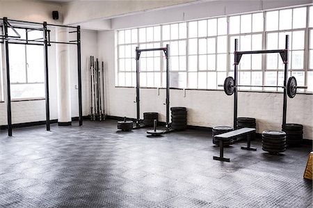 simsearch:6109-08397891,k - Exercise equipment in the studio Photographie de stock - Premium Libres de Droits, Code: 6109-08398158