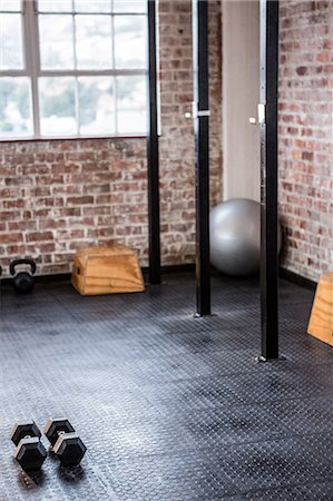 fitness equipment - Exercise equipment in the studio Stock Photo - Premium Royalty-Free, Code: 6109-08398137