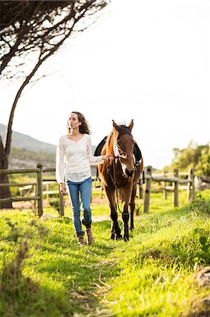 simsearch:6109-08398485,k - Young woman with her horse Foto de stock - Sin royalties Premium, Código: 6109-08398424